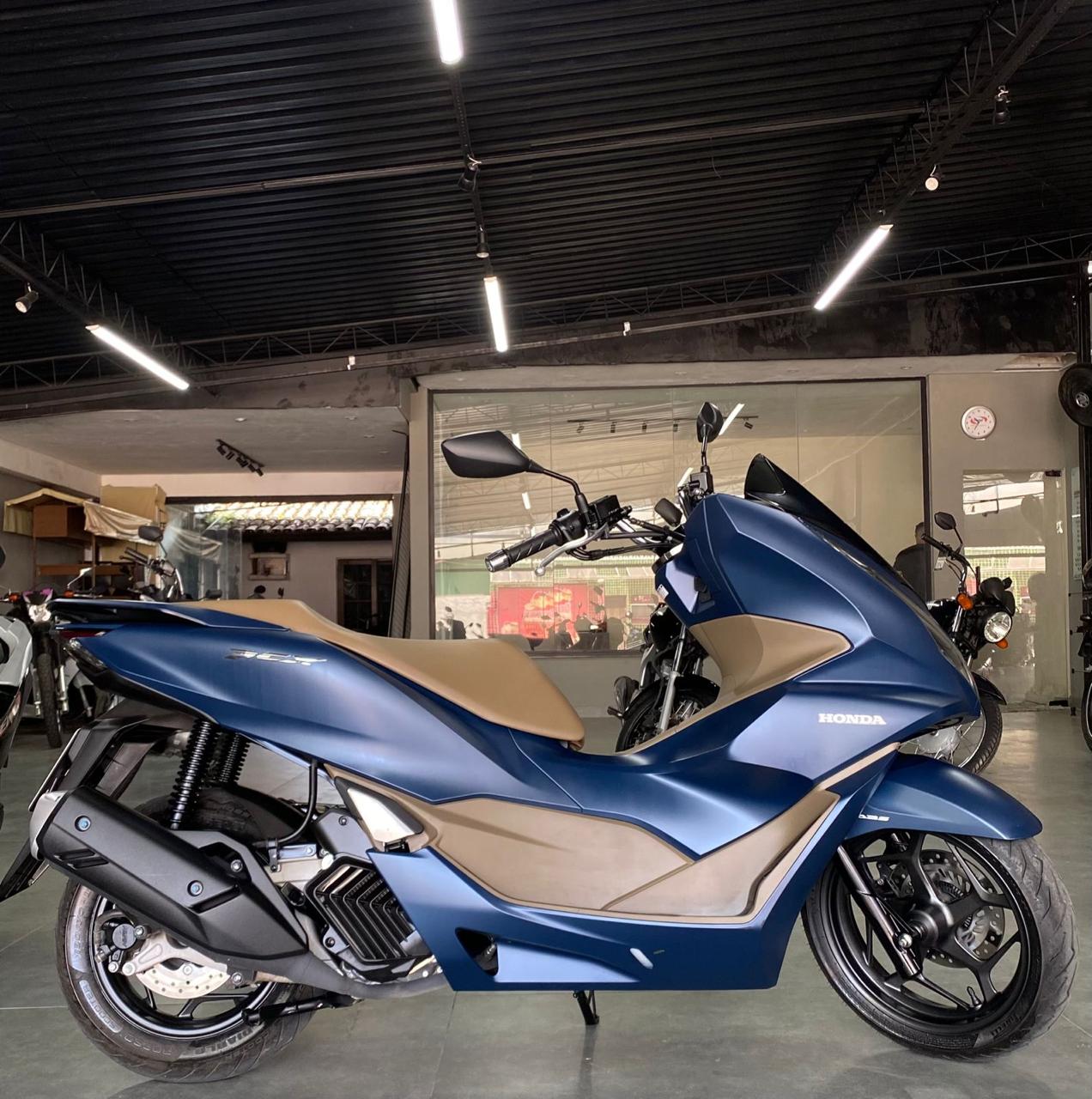 Honda Nº 22 · PCX 160